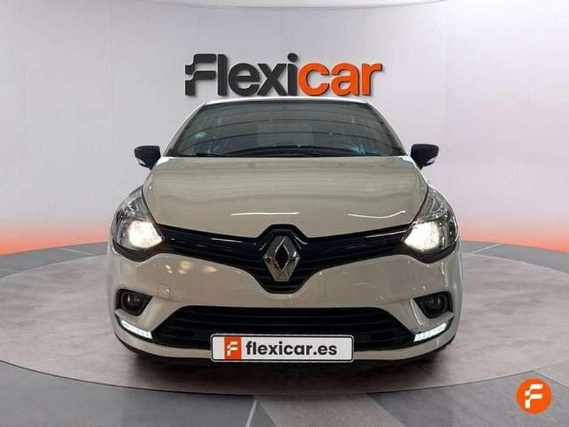 Usado Renault Clio IV Business 75 CV (55 kW) 2018 Blanco Berlina