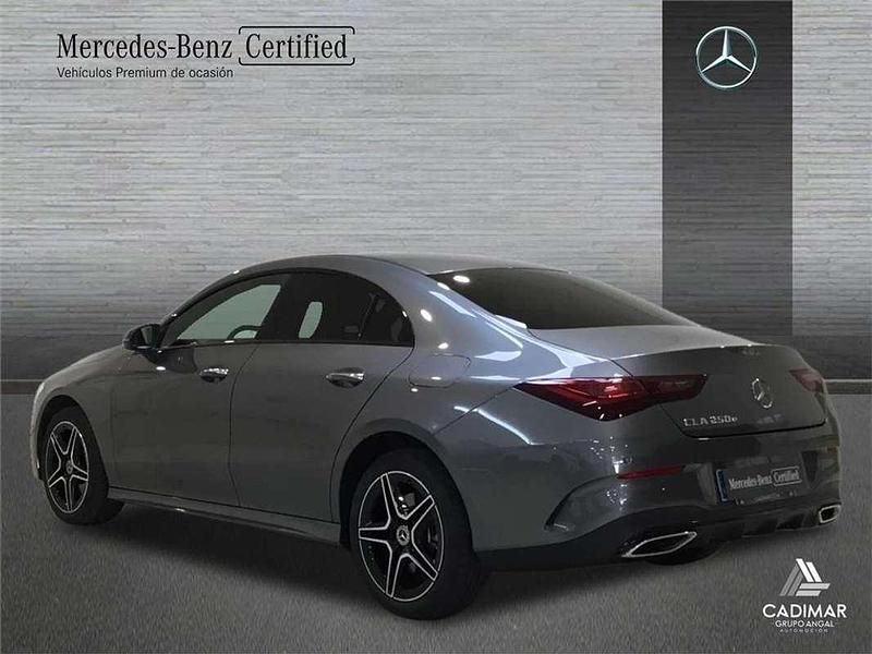 Usado Mercedes CLA250e 218 CV (160 kW) 2024 Berlina