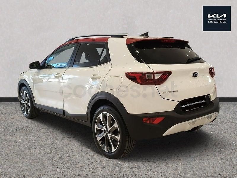 Usado Kia Stonic 100 CV (73 kW) 2020 Blanco SUV
