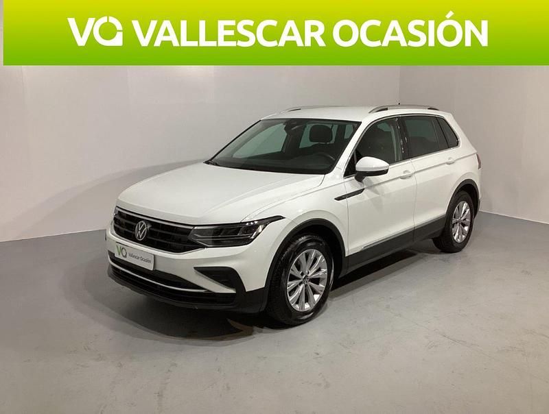 Usado VW Tiguan Life 150 CV (110 kW) 2022 Blanco SUV
