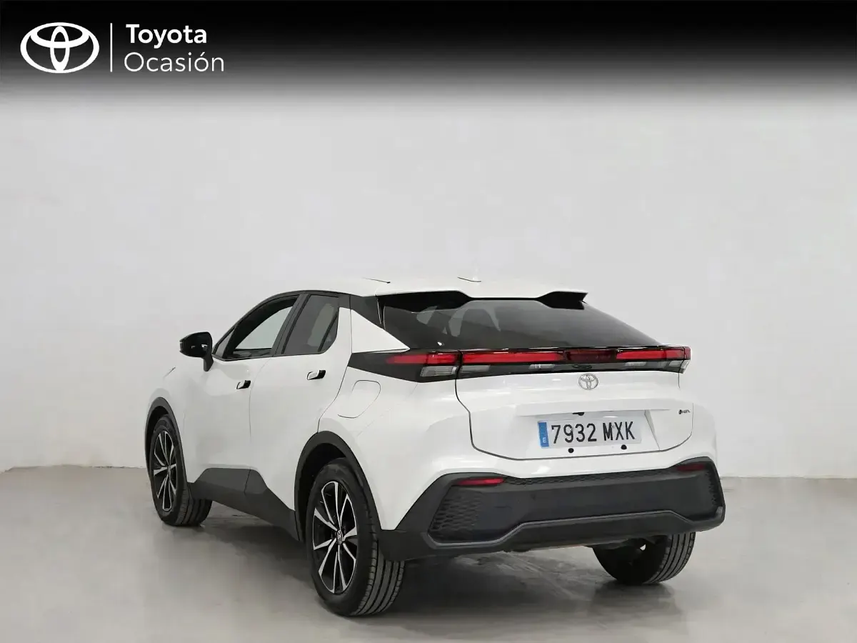 Usado Toyota C-HR Advance 140 CV (102 kW) 2024 Blanco SUV