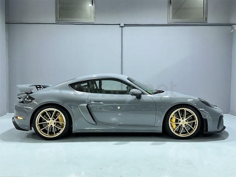 Usado Porsche 718 Cayman GT4 420 CV (308 kW) 2022 Gris / plata Coupe