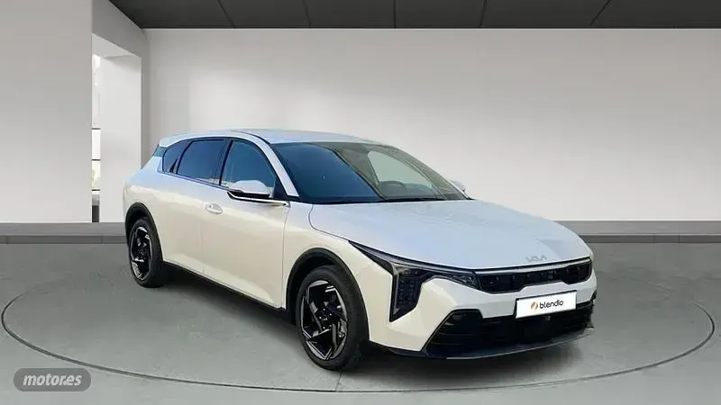 Usado Kia K4 115 CV (84 kW) 2026 Blanco