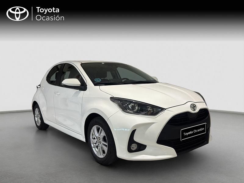 Usado Toyota Yaris Edition 125 CV (91 kW) 2022 Blanco Utilitario