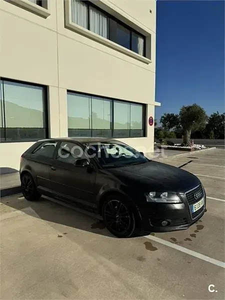 Usado Audi A3 Attraction 105 CV (77 kW) 2009 Negro Utilitario