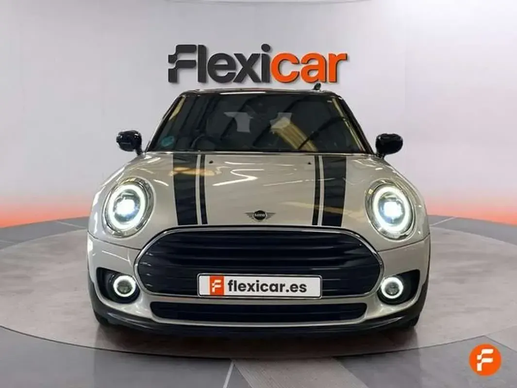 Käytetty Mini Cooper D 150 HP (110 kW) 2022 Harmaa Viistoperä