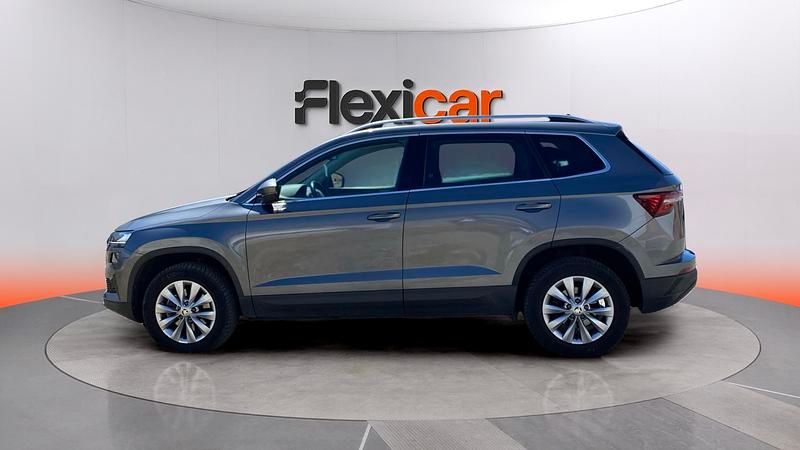 Usado Skoda Karoq Ambition 150 CV (110 kW) 2022 Azul SUV