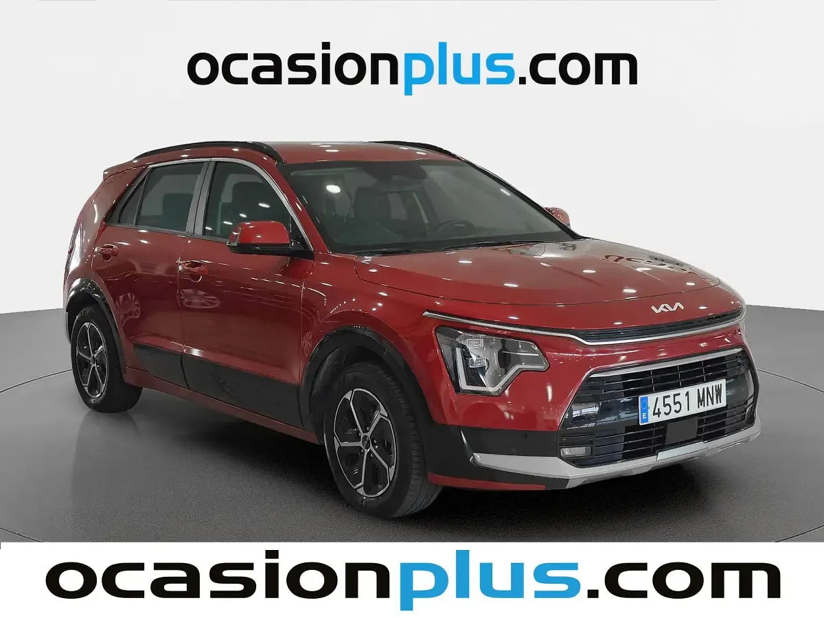 Usado Kia Niro 141 CV (103 kW) 2024 Rojo SUV