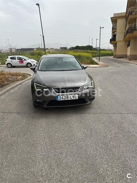Usado Seat Leon I-Tech 105 CV (77 kW) 2015 Gris / plata Berlina