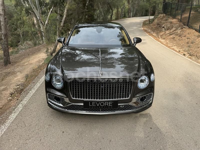 Gris / plata Usado 2023 Bentley Flying Spur Berlina | 239.000 € - Imagen 1/4