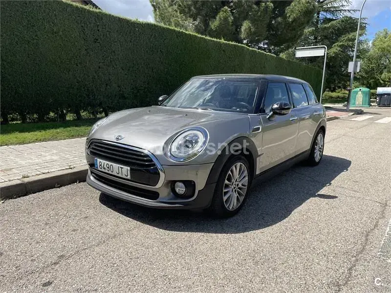 Usado Mini Cooper D Clubman 150 CV (110 kW) 2016 Gris / plata Familiar