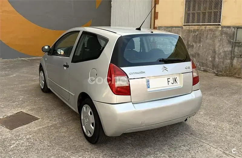 Usado Citroën C2 75 CV (55 kW) 2007 Gris / plata Utilitario