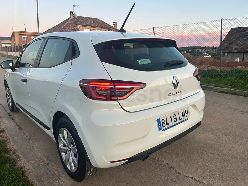 Usado Renault Clio V Business 100 CV (73 kW) 2021 Blanco Berlina