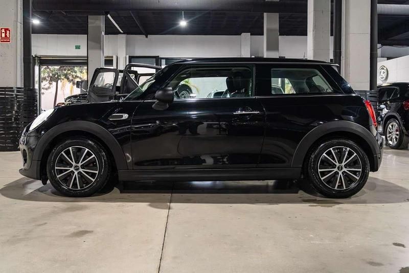 Usado Mini ONE 102 CV (75 kW) 2015 Negro Utilitario