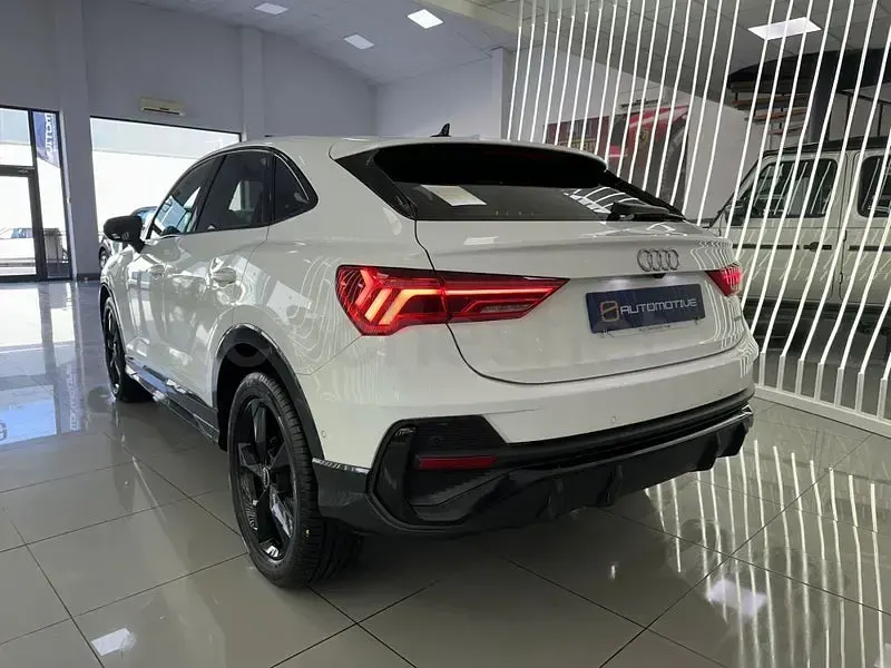 Usado Audi Q3 Sportback S-Line 150 CV (110 kW) 2023 Blanco SUV