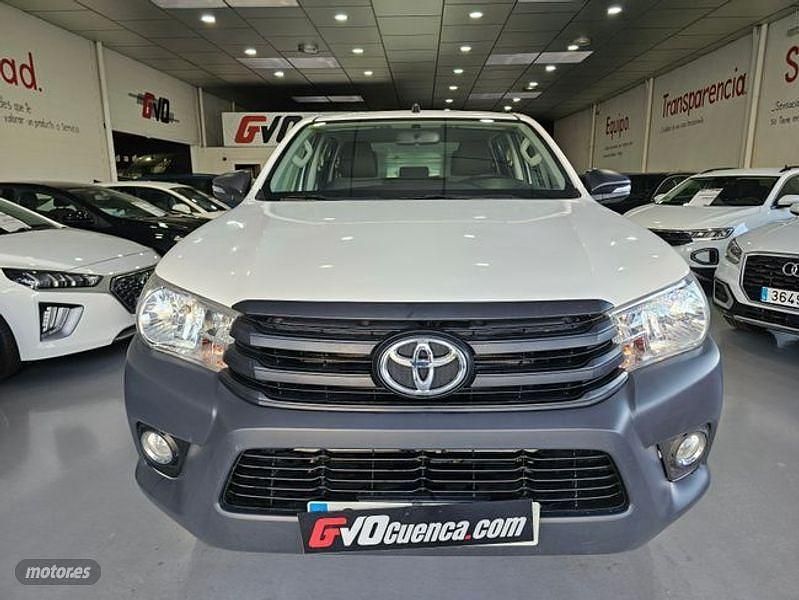 Usado Toyota HiLux 150 CV (110 kW) 2017 Blanco Recogida