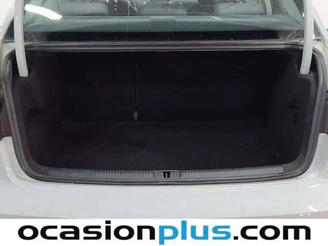 Usado Audi A3 S-Line 150 CV (110 kW) 2015 Blanco Berlina