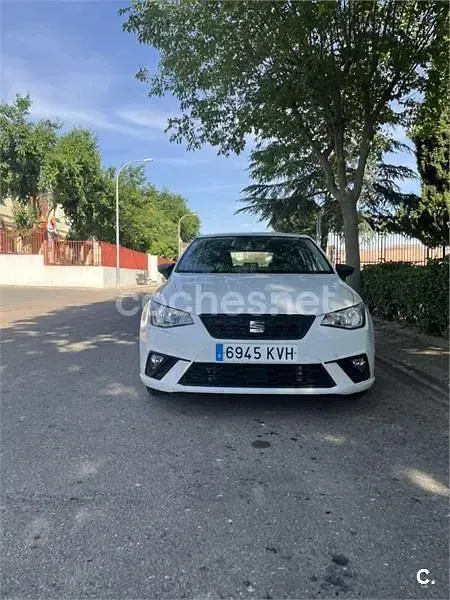 Usado Seat Ibiza Reference 80 CV (58 kW) 2019 Blanco Utilitario
