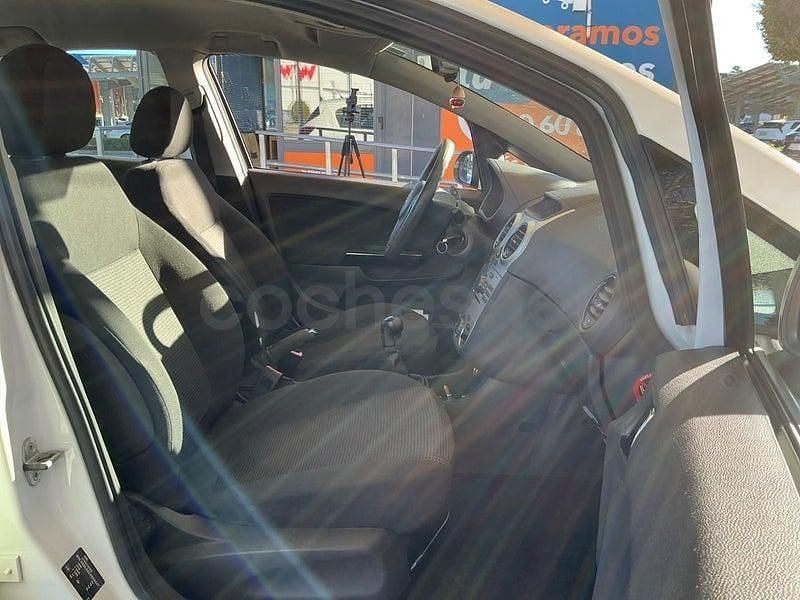 Usado Opel Corsa 95 CV (69 kW) 2011 Blanco Utilitario