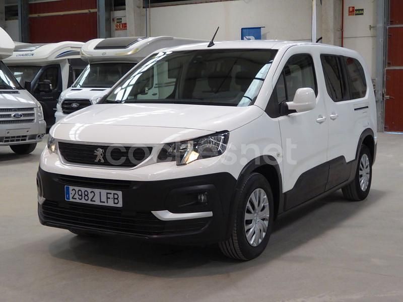 Usado Peugeot Rifter Active 100 CV (73 kW) 2020 Blanco Monovolumen
