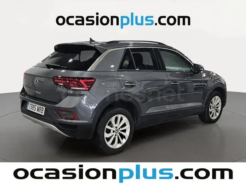 Usado VW T-Roc Life 115 CV (84 kW) 2024 Gris / plata SUV