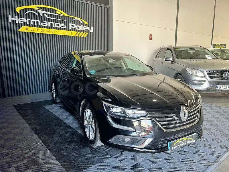 Usado Renault Talisman LIMITED 120 CV (88 kW) 2020 Negro Berlina