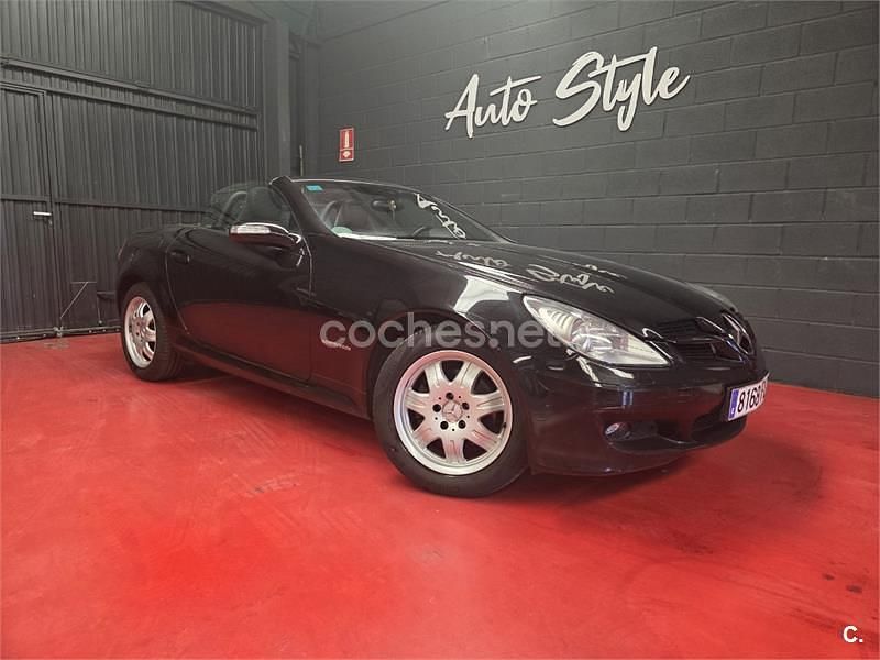 Negro Usado 2007 Mercedes SLK200 Edition 1 Descapotable | 9990 € (Precio justo) - Imagen 1/4