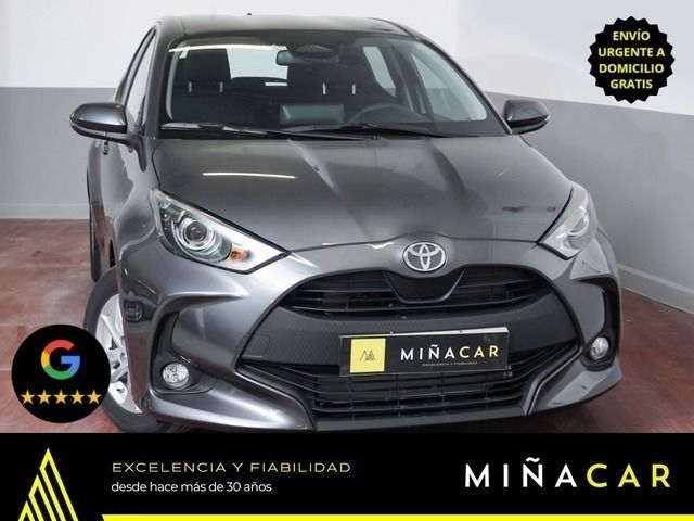 Gris Nuevo 2025 Toyota Yaris Hybrid Business Edition | 23.330 € (Precio justo) - Imagen 1/4