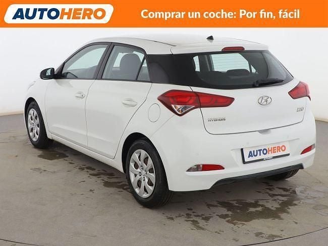 Brugt Hyundai i20 85 HK (62 kW) 2015 Hvid Sedan