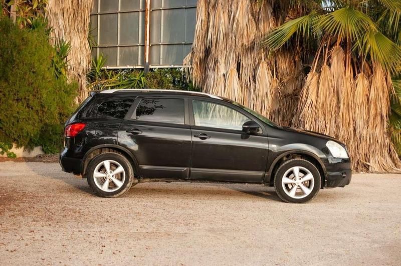Usado Nissan Qashqai Acenta 102 CV (75 kW) 2009 Negro SUV