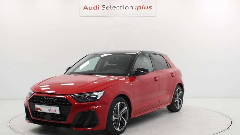 Rojo Usado 2024 Audi A1 Sportback Black Edition Utilitario | 28.900 € (Precio justo) - Imagen 1/2