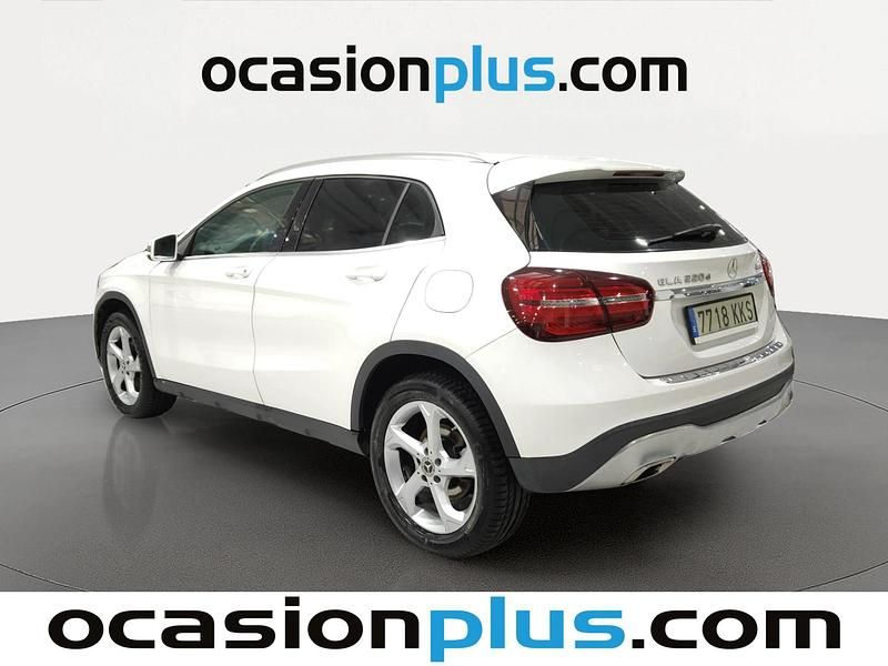Usado Mercedes GLA220 177 CV (130 kW) 2018 Blanco SUV