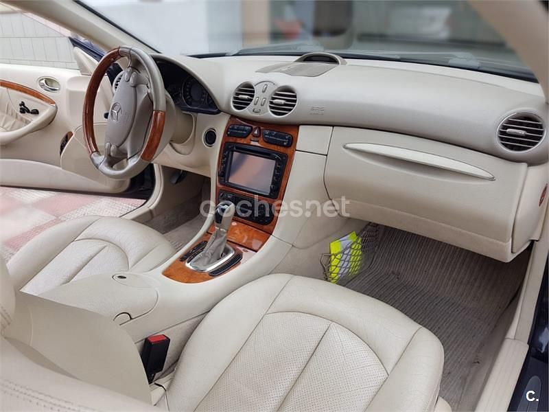 Usado Mercedes CLK500 Elegance 306 CV (225 kW) 2004 Negro Coupe
