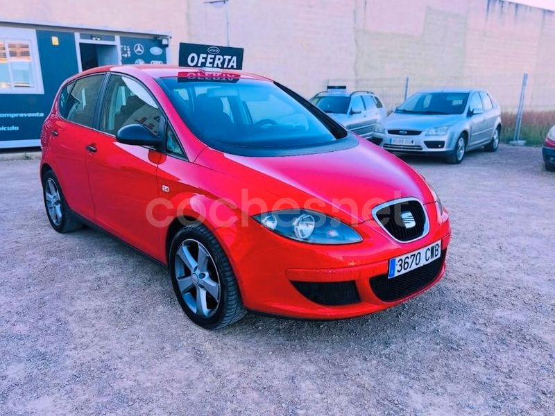 Granate Usado 2004 Seat Altea Reference Monovolumen | 3750 € (Precio justo) - Imagen 1/4