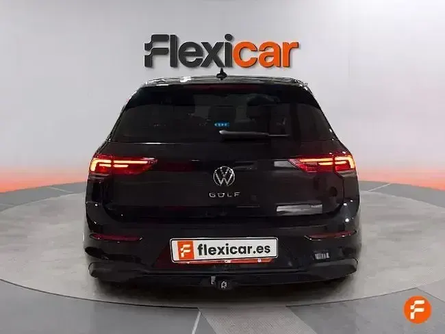 Usado VW Golf VII Advance 150 CV (110 kW) 2020 Negro Berlina