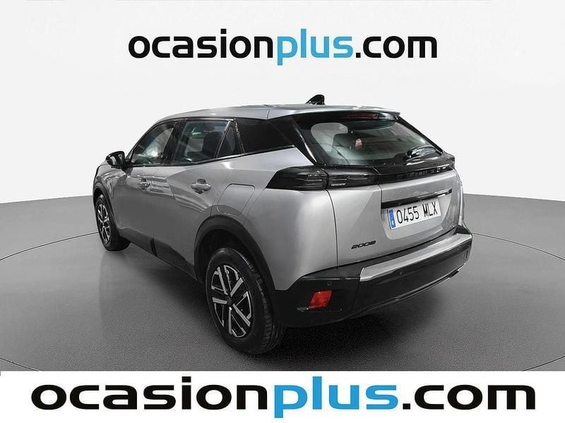 Usado Peugeot 2008 Active 102 CV (75 kW) 2023 Gris SUV