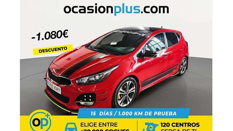 Usado Kia Ceed GT GT-Line 120 CV (88 kW) 2018 Rojo Utilitario