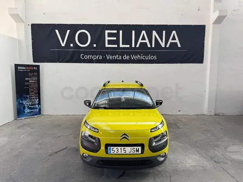 Usado Citroën C4 Live 100 CV (73 kW) 2016 Verde Berlina