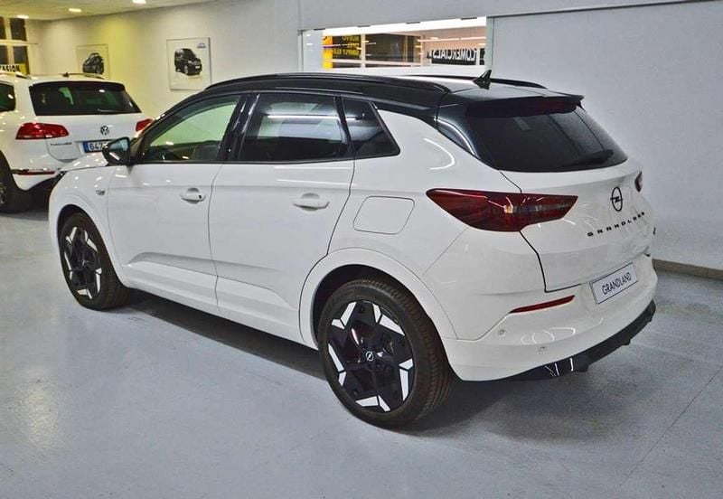 Usado Opel Grandland X GSe 300 CV (220 kW) 2023 Blanco SUV