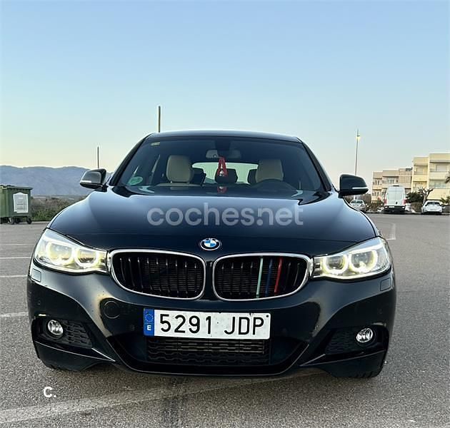 Usado BMW 320 Gran Turismo 184 CV (135 kW) 2015 Negro Berlina