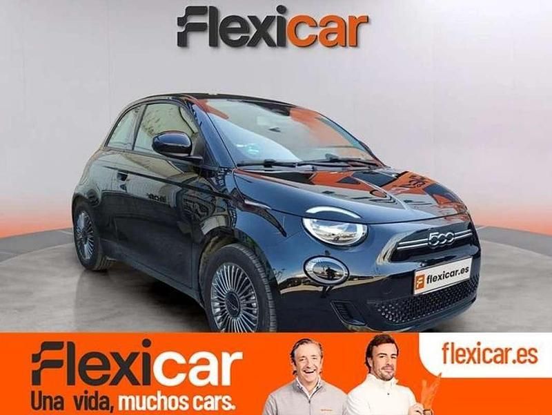 Negro Usado 2022 Fiat 500e Icon Berlina | 11.990 € (Super precio) - Imagen 1/4