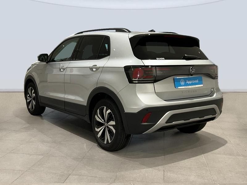Usado VW T-Cross 116 CV (85 kW) 2025 Gris plata SUV