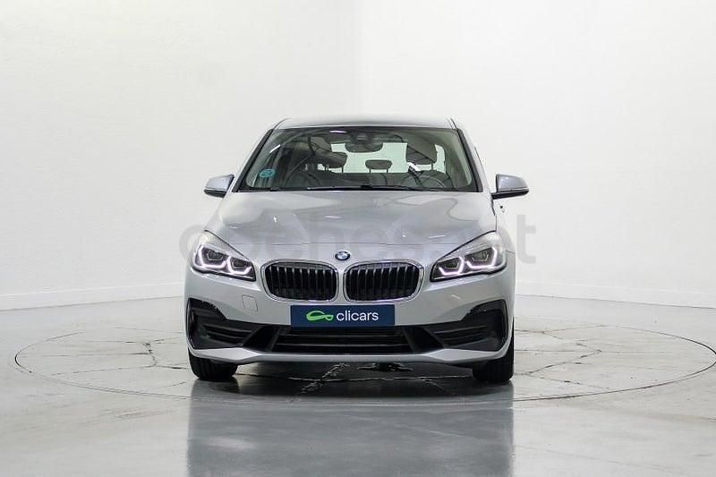 Usado BMW 218 150 CV (110 kW) 2019 Gris / plata Familiar