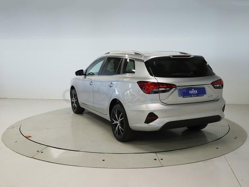 Usado MG MG5 EV Long Range Luxury 114 kW (156 CV) 2023 Eléctrico Familiar