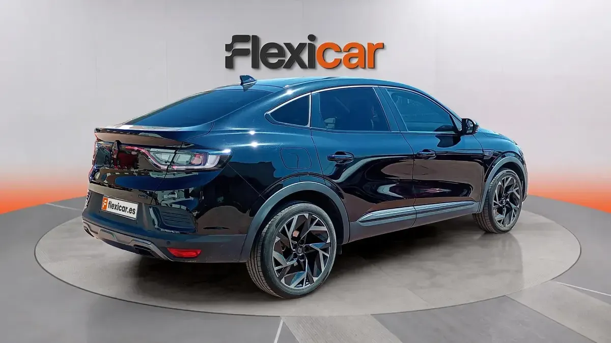 Usado Renault Arkana Esprit Alpine 145 CV (106 kW) 2024 Negro SUV