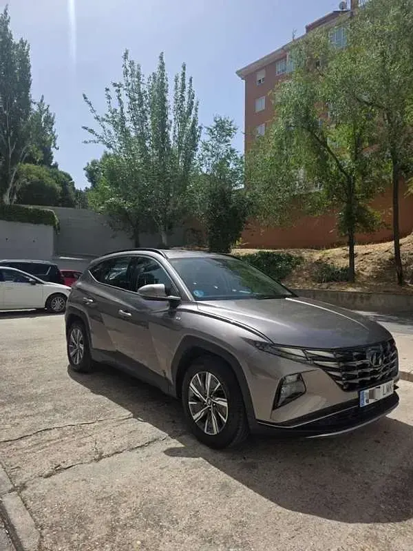 Usado Hyundai Tucson 150 CV (110 kW) 2021 Gris SUV