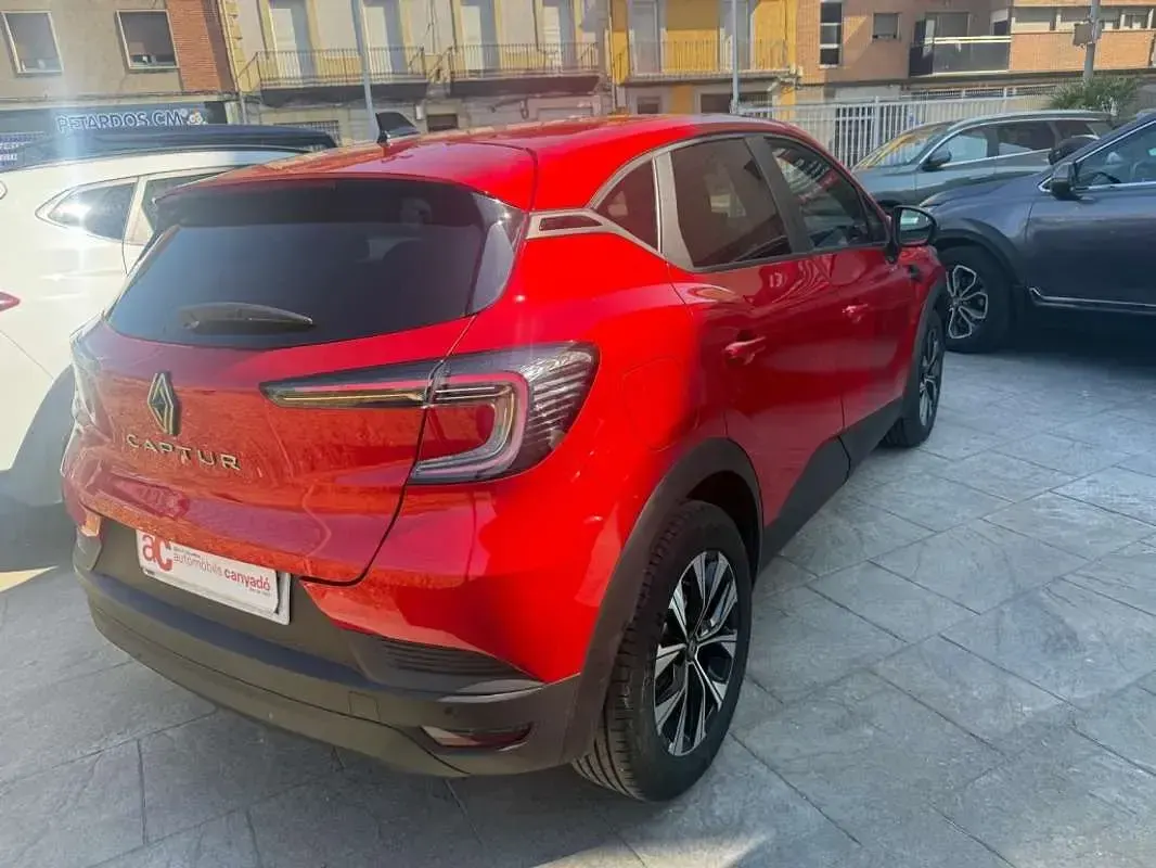 Usado Renault Captur Techno 160 CV (117 kW) 2026 Burdeos SUV