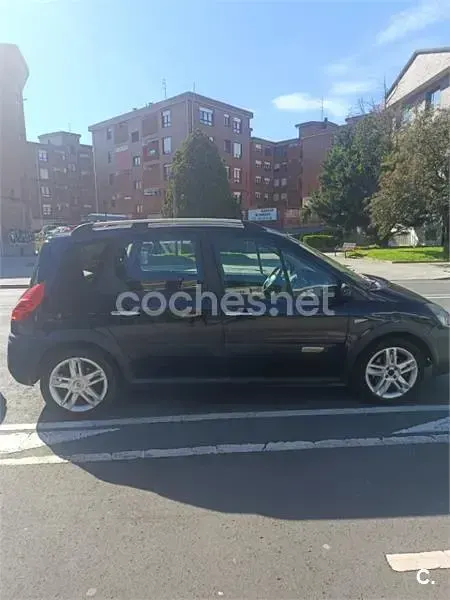 Usado Renault Scenic E-Tech Dynamique 130 CV (95 kW) 2007 Beige Monovolumen
