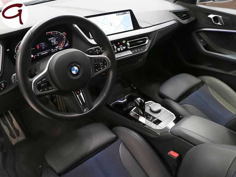 Negro Usado 2024 BMW 118 M Sport Utilitario | 27.490 € (Precio justo) - Imagen 1/4