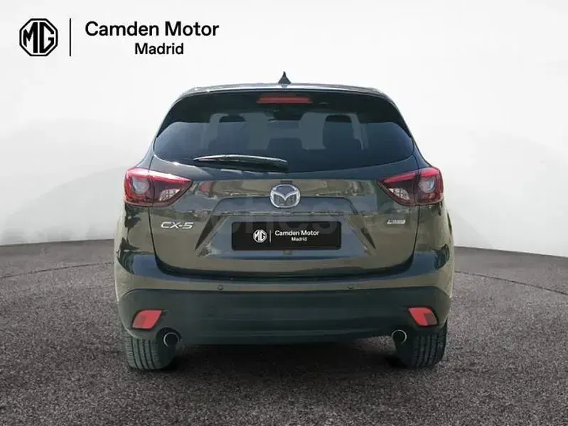 Usado Mazda CX-5 Style 150 CV (110 kW) 2016 Gris / plata SUV